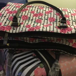 Betsey Johnson Bags - Betsy Johnson New With Tag White Weekender Bag Betsey Johnson Bags - Betsy Johnson New With Tag White Weekender Bag